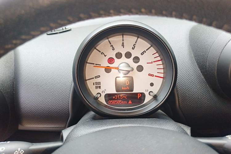 Used MINI Countryman 2013 1.6T COOPER ALL4 Fun Instrument Cluster