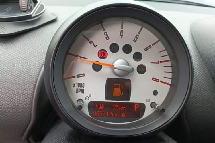 Used MINI Countryman 2013 1.6T COOPER ALL4 Fun Instrument Cluster
