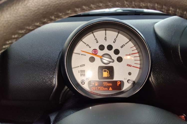 Used MINI Countryman 2013 1.6T COOPER ALL4 Fun Instrument Cluster