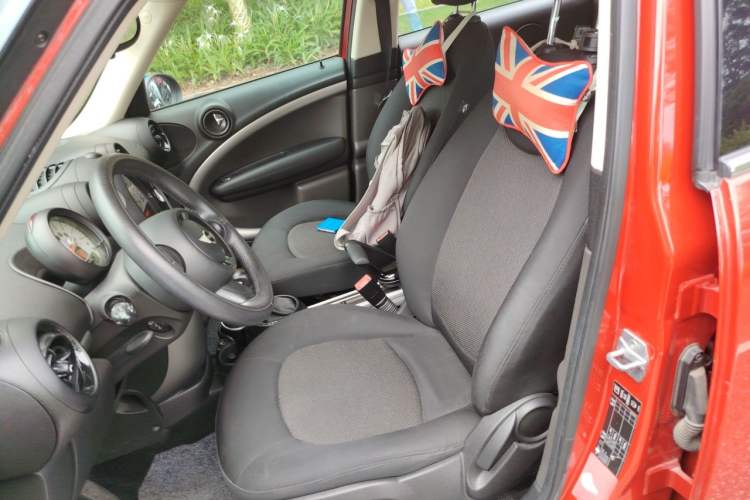 Used MINI Countryman 2013 1.6T COOPER ALL4 Fun Left Front Seat