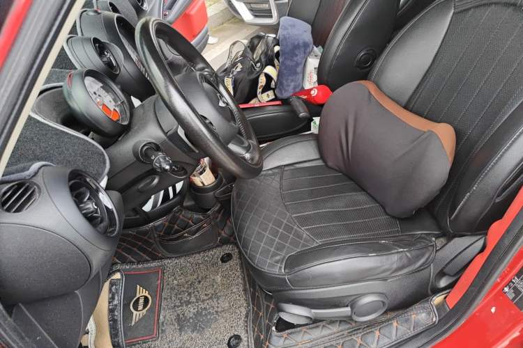 Used MINI Countryman 2013 1.6T COOPER ALL4 Fun Left Front Seat