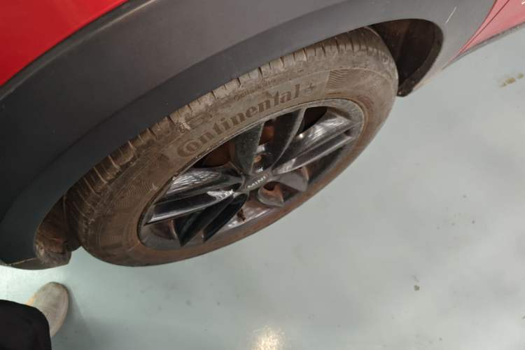 Used MINI Countryman 2013 1.6T COOPER ALL4 Fun Left Front Wheel Hub