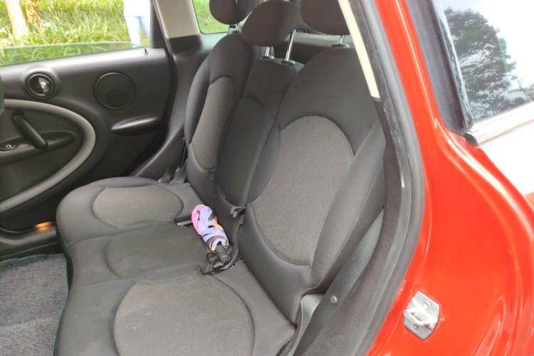 Used MINI Countryman 2013 1.6T COOPER ALL4 Fun Left Rear Seat