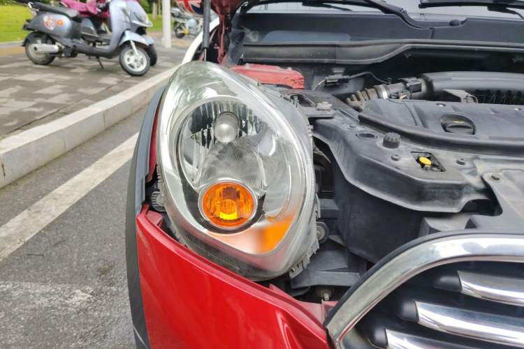 Used MINI Countryman 2013 1.6T COOPER ALL4 Fun Right Front Headlight