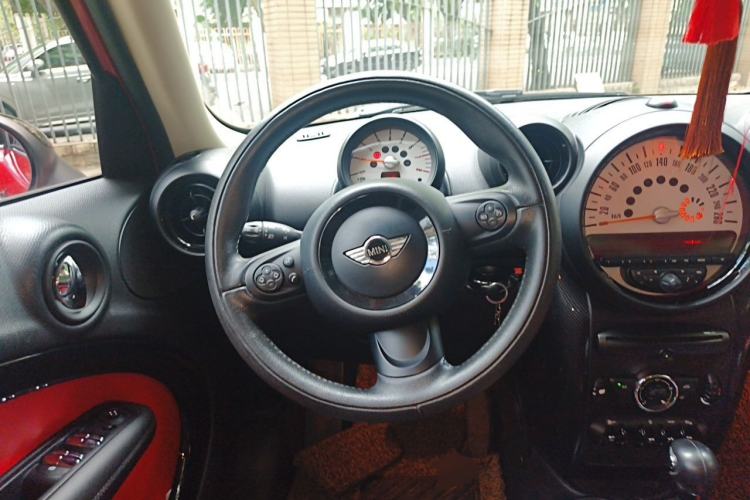 Used MINI Countryman 2013 1.6T COOPER ALL4 Fun Steering Wheel