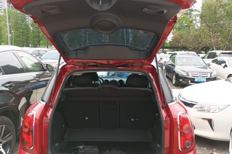 Used MINI Countryman 2013 1.6T COOPER ALL4 Fun Trunk