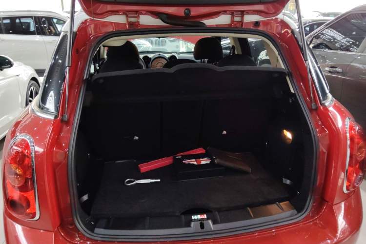 Used MINI Countryman 2013 1.6T COOPER ALL4 Fun Trunk
