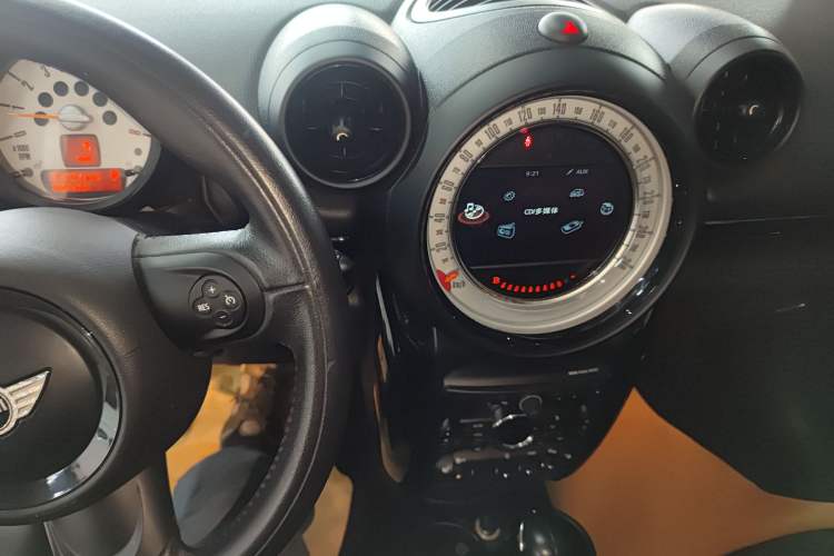 Used MINI Countryman 2013 1.6T COOPER ALL4 Excitement Audio And AC Panel