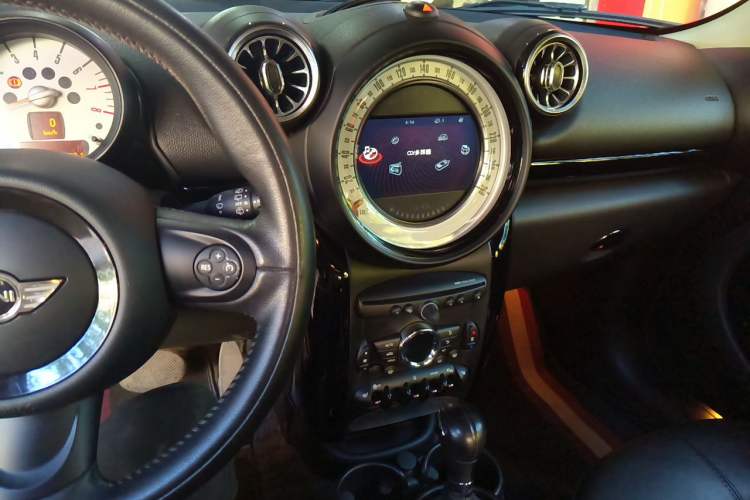 Used MINI Countryman 2013 1.6T COOPER ALL4 Excitement Audio And AC Panel