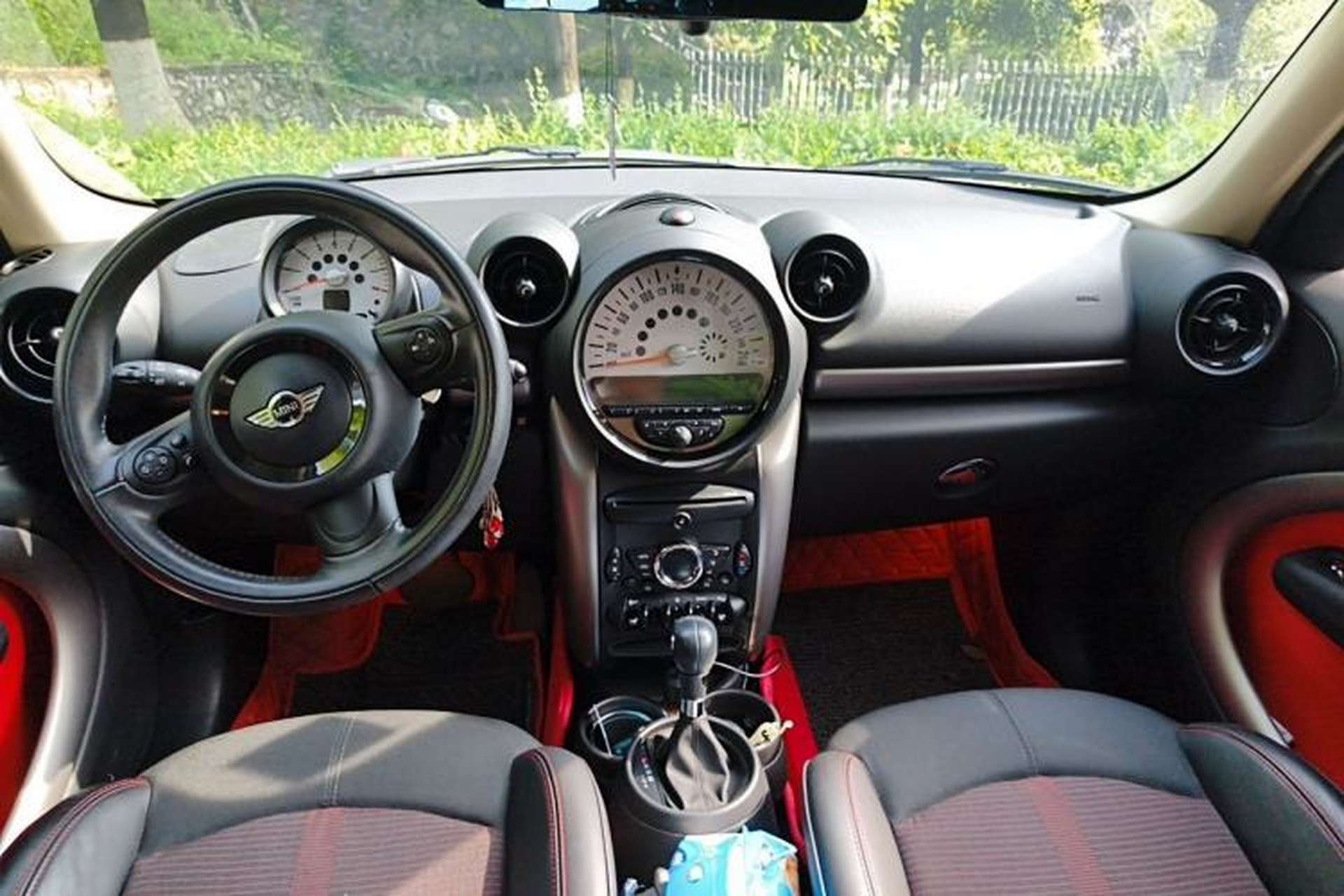 Used MINI Countryman 2013 1.6T COOPER ALL4 Fun Center Console