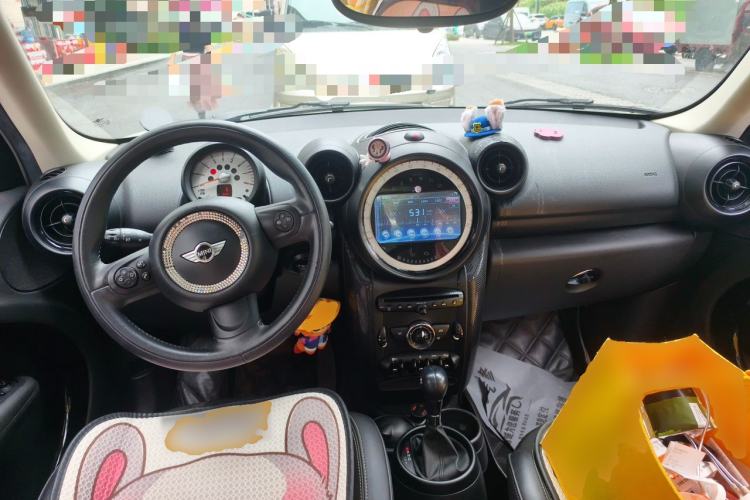 Used MINI Countryman 2013 1.6T COOPER ALL4 Excitement Center Console
