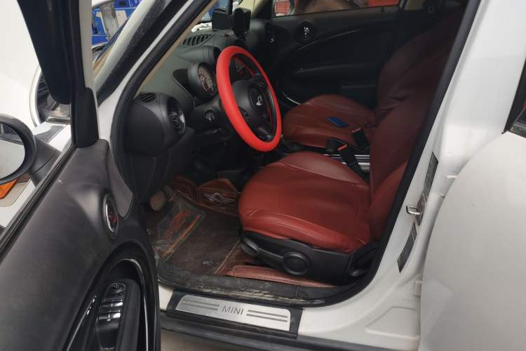 Used MINI Countryman 2013 1.6T COOPER ALL4 Excitement Driver Seat