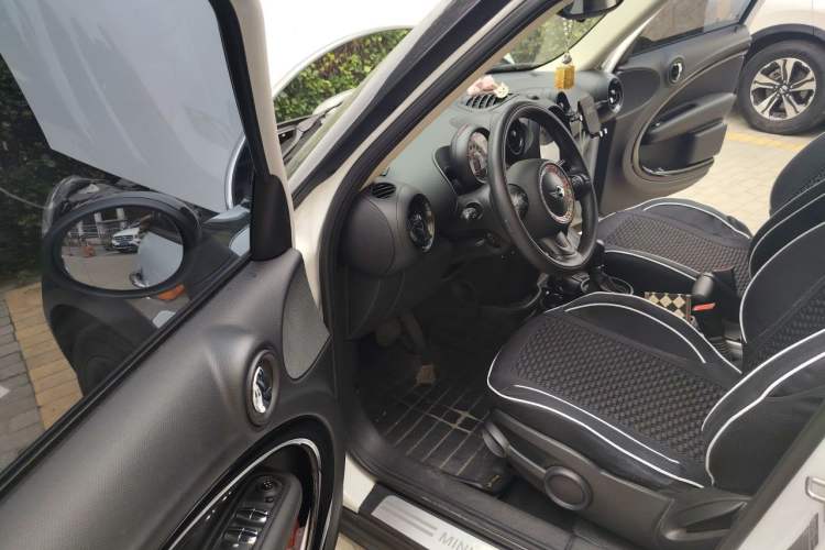 Used MINI Countryman 2013 1.6T COOPER ALL4 Fun Driver Seat