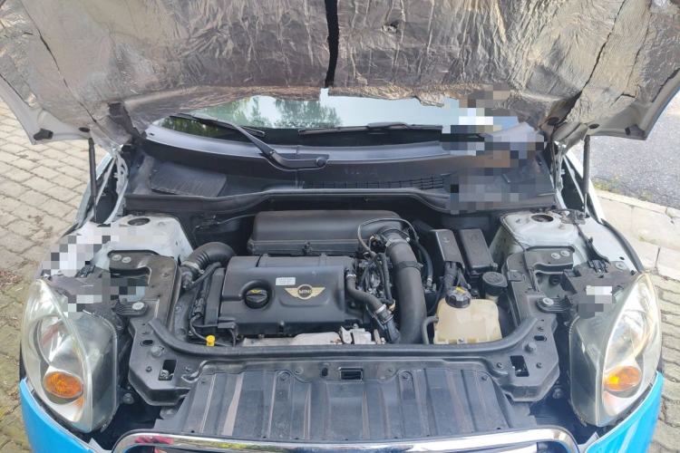Used MINI Countryman 2013 1.6T COOPER ALL4 Fun Engine Bay