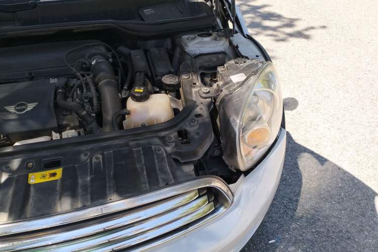 Used MINI Countryman 2013 1.6T COOPER ALL4 Fun Engine Bay Left