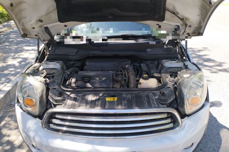 Used MINI Countryman 2013 1.6T COOPER ALL4 Fun Engine Bay