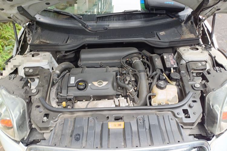 Used MINI Countryman 2013 1.6T COOPER ALL4 Fun Engine Bay