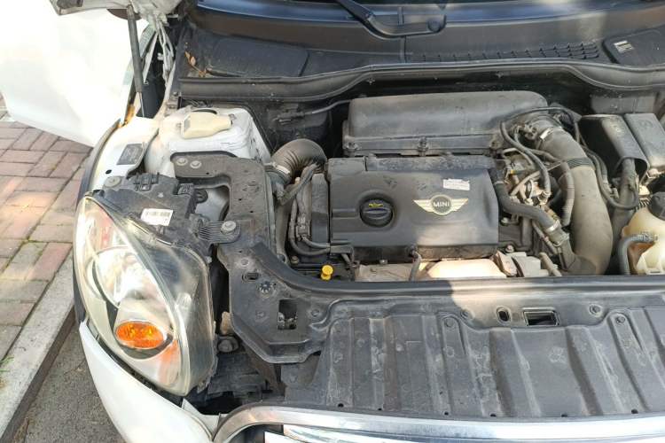 Used MINI Countryman 2013 1.6T COOPER ALL4 Fun Engine Bay Right