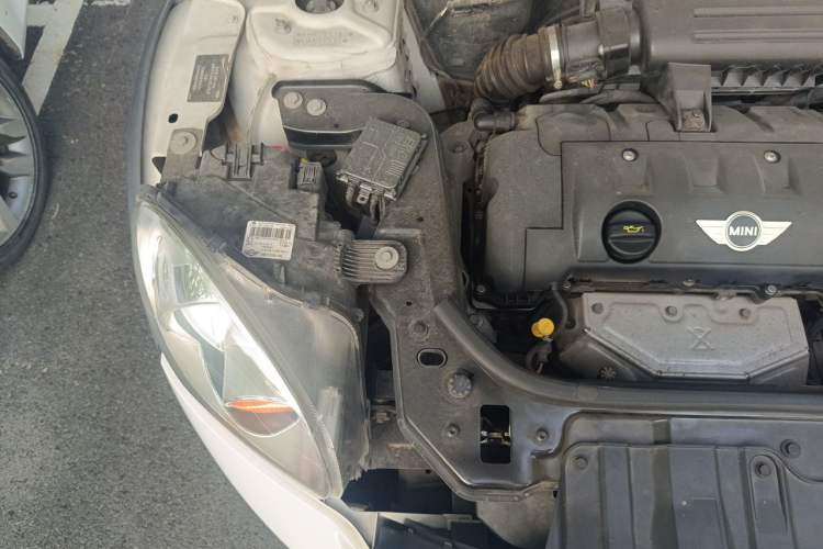 Used MINI Countryman 2013 1.6T COOPER ALL4 Fun Engine Bay Right