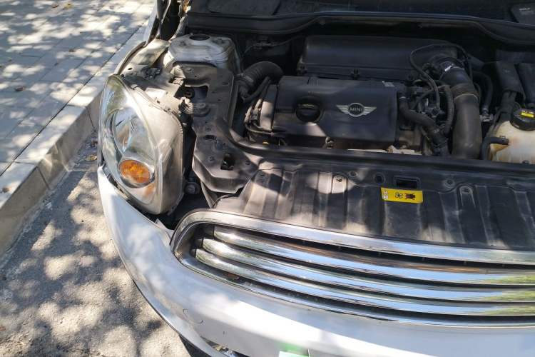 Used MINI Countryman 2013 1.6T COOPER ALL4 Fun Engine Bay Right