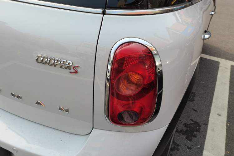 Used MINI Countryman 2013 1.6T COOPER S ALL4 5-seater Custom Edition Exterior 6