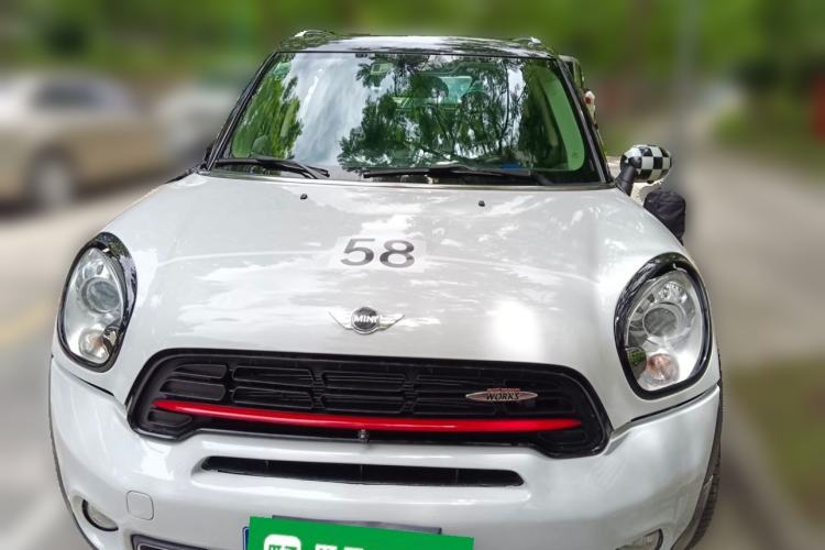 Used MINI Countryman 2013 1.6T COOPER S ALL4 Ski Edition Front