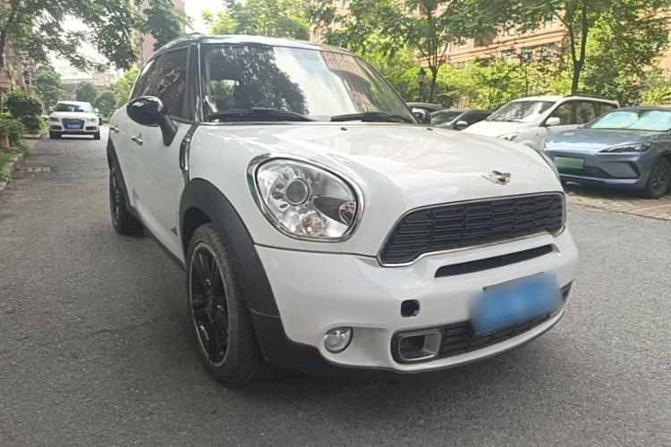 Used MINI Countryman 2013 1.6T COOPER S ALL4 5-seater Custom Edition Front Right 45 Deg