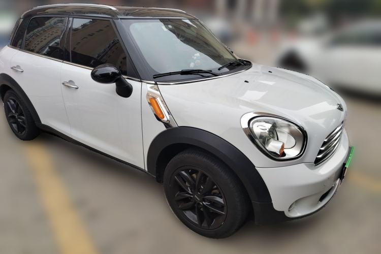 Used MINI Countryman 2013 1.6T COOPER ALL4 Fun Front Right 45 Deg