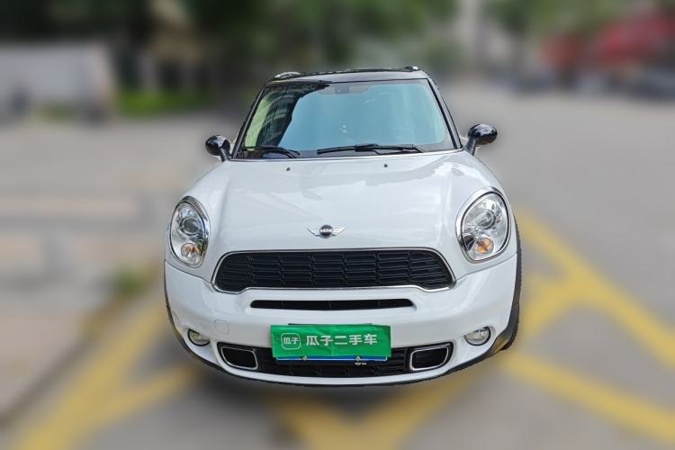 Used MINI Countryman 2013 1.6T COOPER S ALL4 Ski Edition Front