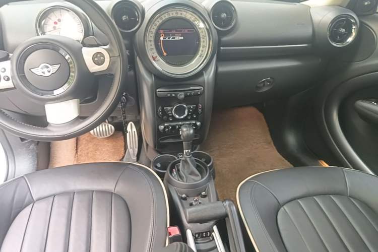 Used MINI Countryman 2013 1.6T COOPER S ALL4 5-seater Custom Edition Gear Lever