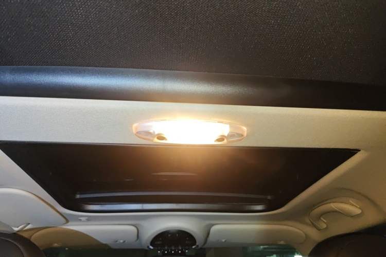 Used MINI Countryman 2013 1.6T COOPER S ALL4 Ski Edition Headliner