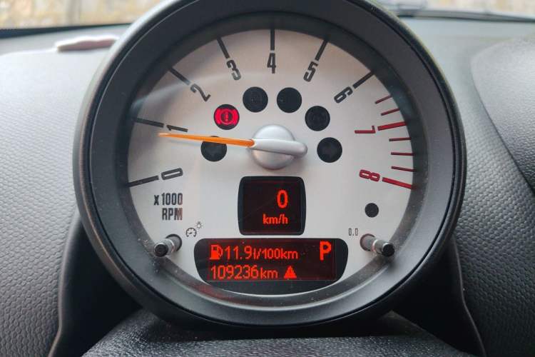 Used MINI Countryman 2013 1.6T COOPER ALL4 Fun Instrument Cluster