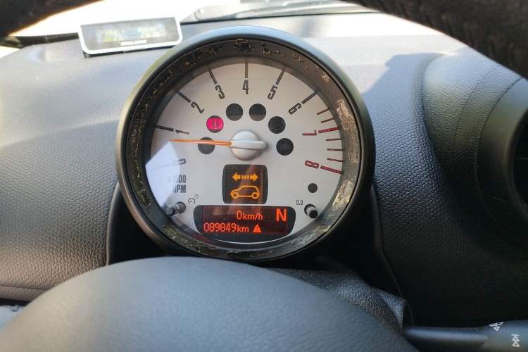 Used MINI Countryman 2013 1.6T COOPER ALL4 Fun Instrument Cluster