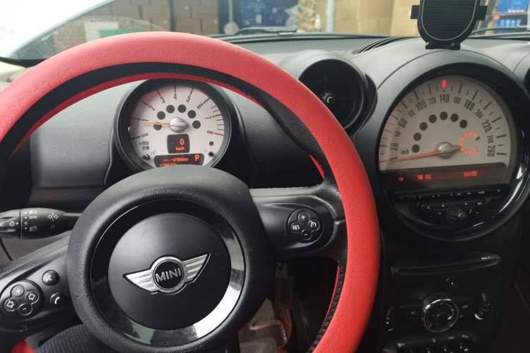 Used MINI Countryman 2013 1.6T COOPER ALL4 Excitement Instrument Cluster