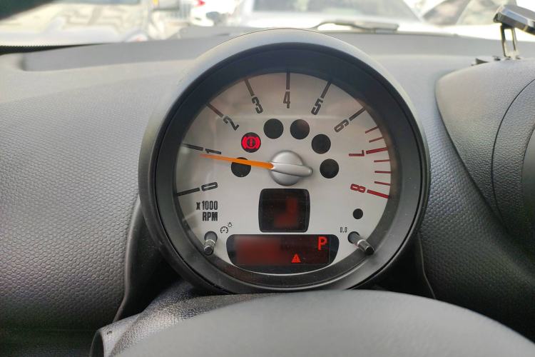 Used MINI Countryman 2013 1.6T COOPER ALL4 Fun Instrument Cluster
