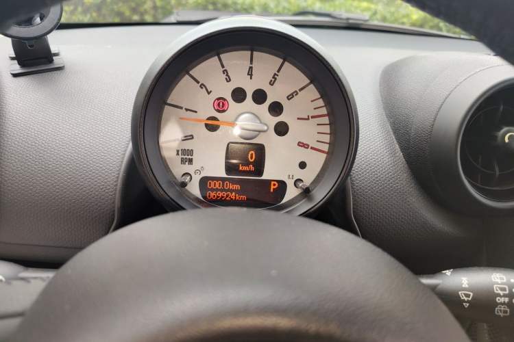 Used MINI Countryman 2013 1.6T COOPER ALL4 Fun Instrument Cluster