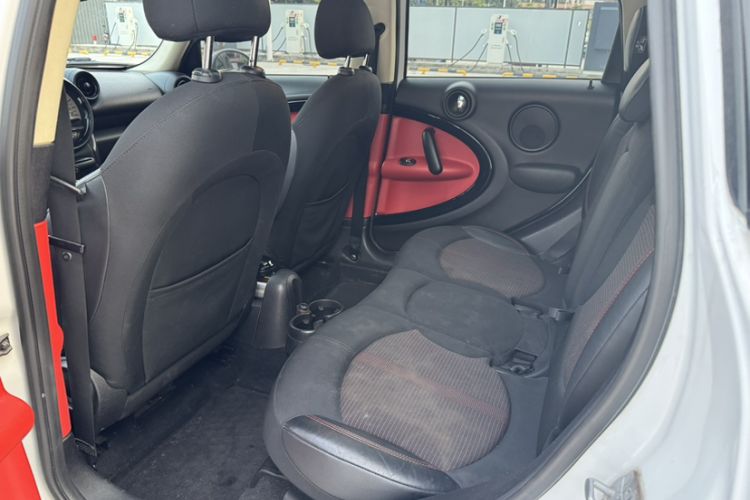 Used MINI Countryman 2013 1.6T COOPER ALL4 Fun Interior 1