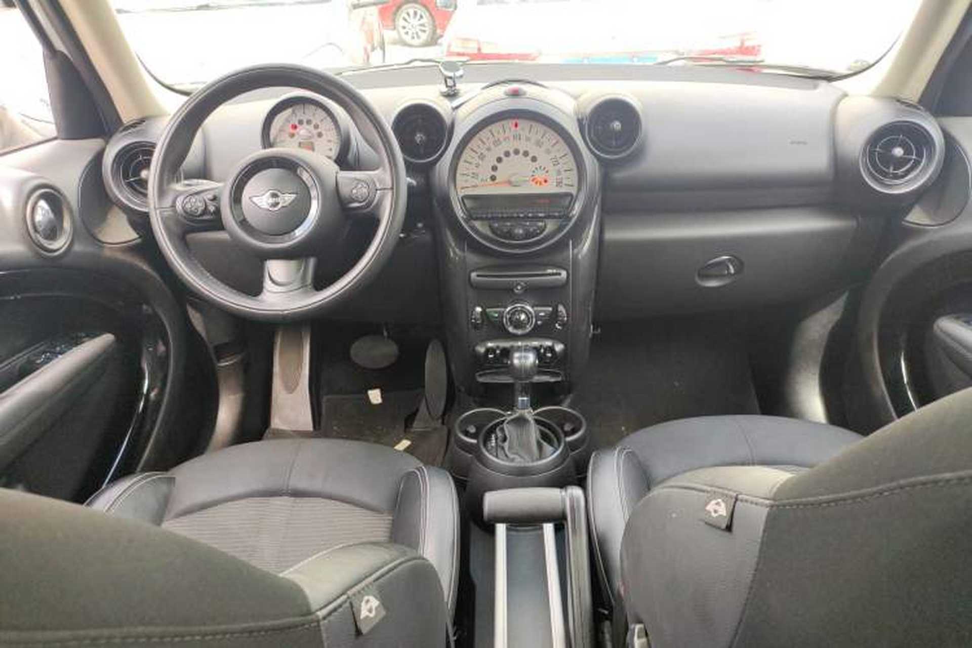 Used MINI Countryman 2013 1.6T COOPER ALL4 Fun Interior 2