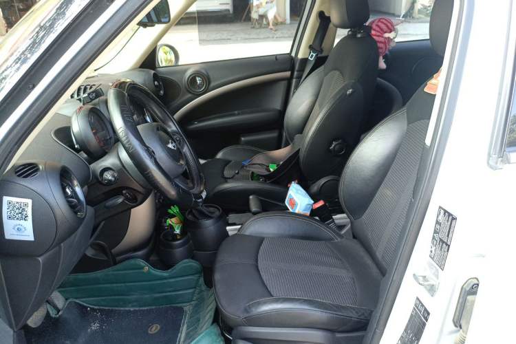 Used MINI Countryman 2013 1.6T COOPER ALL4 Fun Left Front Seat