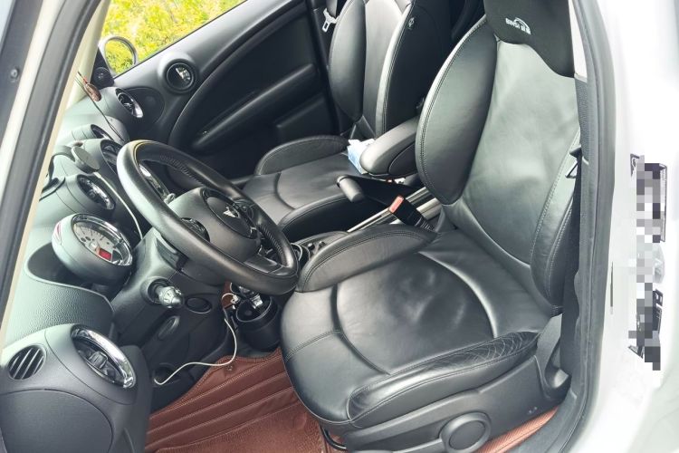 Used MINI Countryman 2013 1.6T COOPER S ALL4 Ski Edition Left Front Seat