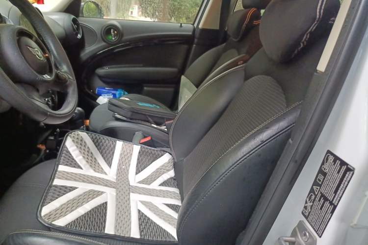 Used MINI Countryman 2013 1.6T COOPER ALL4 Fun Left Front Seat