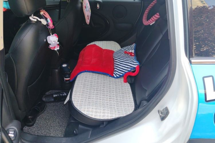 Used MINI Countryman 2013 1.6T COOPER ALL4 Fun Left Rear Seat