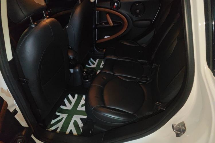 Used MINI Countryman 2013 1.6T COOPER S ALL4 Ski Edition Left Rear Seat