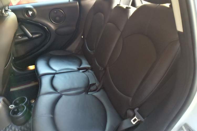 Used MINI Countryman 2013 1.6T COOPER ALL4 Excitement Left Rear Seat