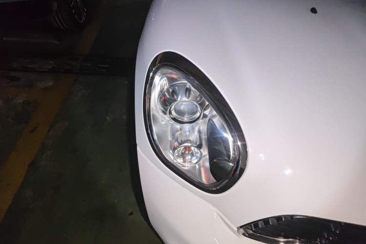 Used MINI Countryman 2013 1.6T COOPER S ALL4 Ski Edition Right Front Headlight
