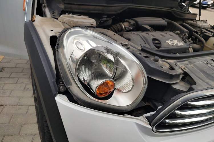 Used MINI Countryman 2013 1.6T COOPER ALL4 Fun Right Front Headlight