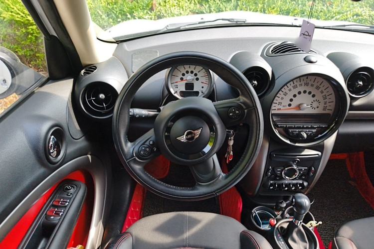 Used MINI Countryman 2013 1.6T COOPER ALL4 Fun Steering Wheel