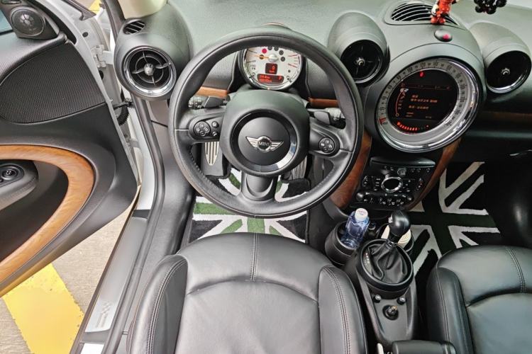 Used MINI Countryman 2013 1.6T COOPER S ALL4 Ski Edition Steering Wheel
