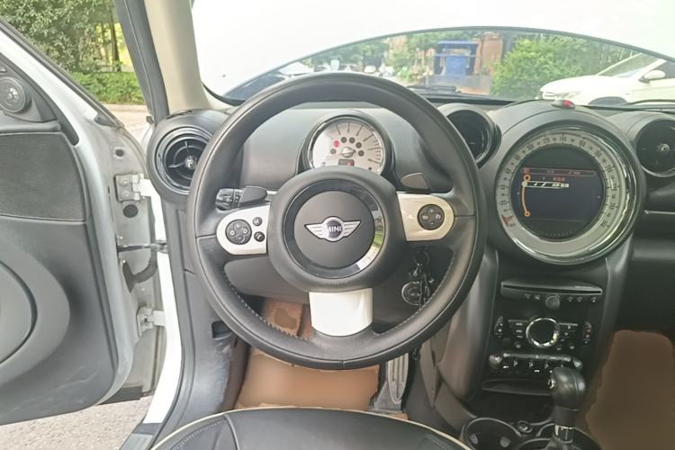 Used MINI Countryman 2013 1.6T COOPER S ALL4 5-seater Custom Edition Steering Wheel