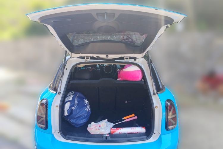 Used MINI Countryman 2013 1.6T COOPER ALL4 Fun Trunk